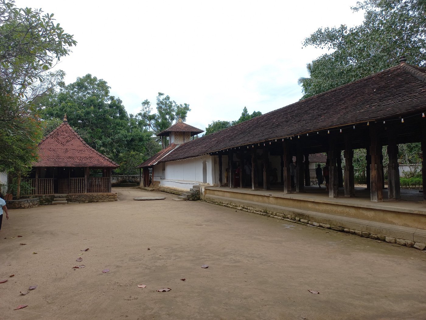 Airport to Embekka | Arrival Transfer