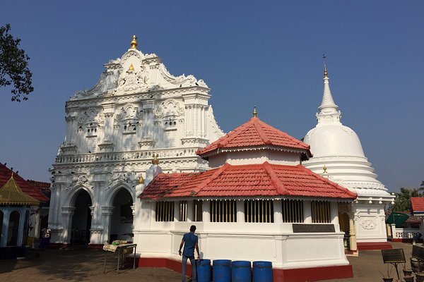 Airport to Darga Town | Arrival Transfer