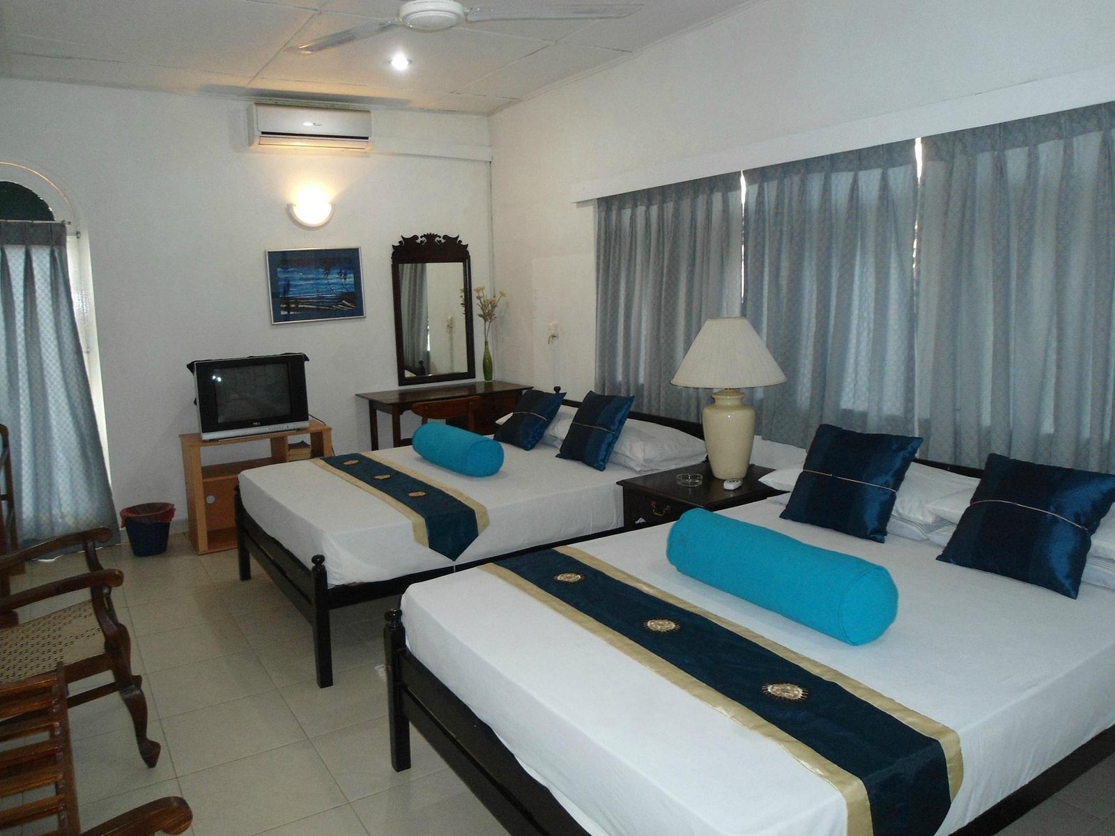 Ranweli Beach to Airport | Departure Transfer